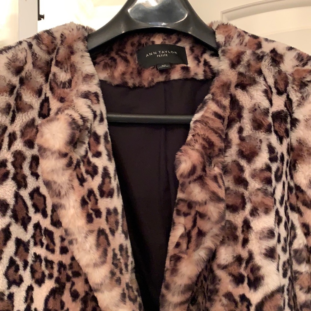 Ann Taylor Petite Faux Fur Leopard Print Jacket